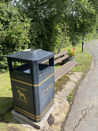 Replacement Bin on Turflands AFTER Parish Council intervention August 2024  